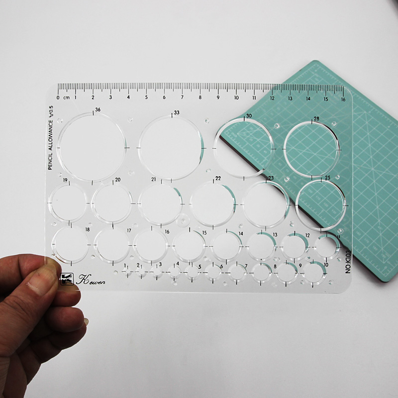حجم رسم شفاف مسطرة مربعة الشكل - مراجعة Ruler Set Transparent وسعره