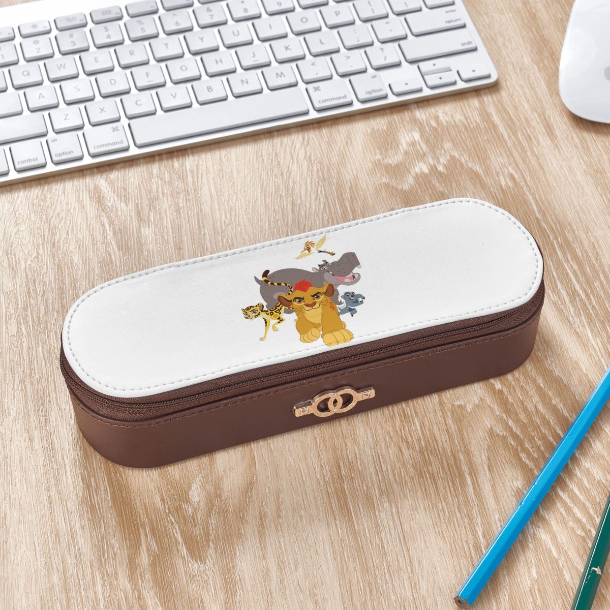 حافظة أقلام جلدية من ليون جارد - مراجعة Lion Stationery & Office Supply(Kunshan)Co.Ltd وسعره