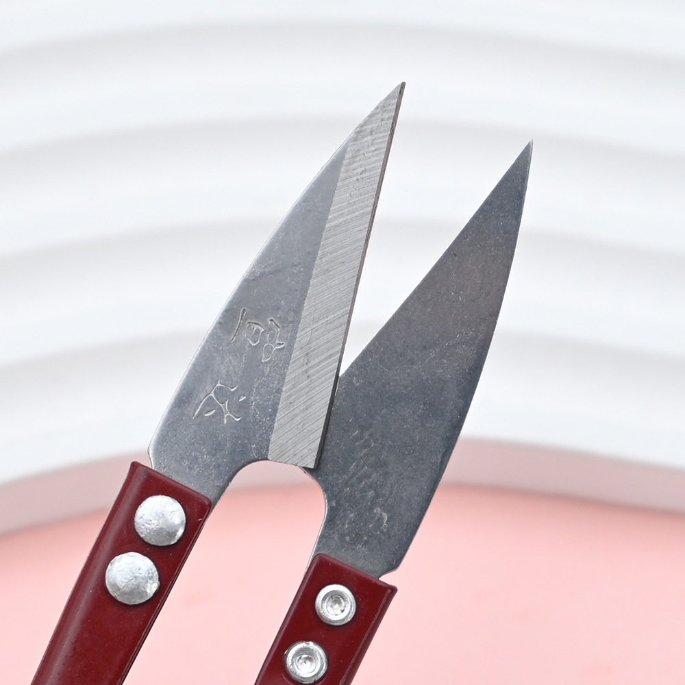 مقص خياطة صغير حاد من الفولاذ  - مراجعة Scissors Stainless Craft وسعره